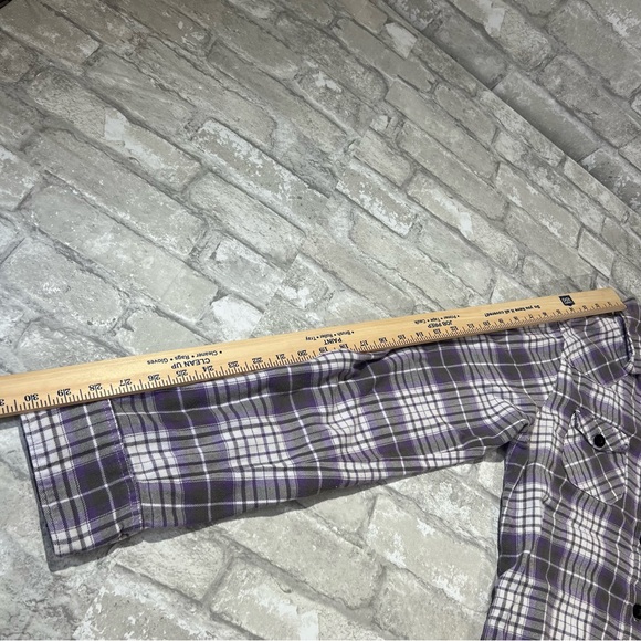 O'neill Women XL Soft Flannel Button Up Shirt Purple and Gray Plaid Roll Sleeve - Picture 8 of 9